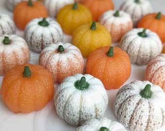 Halloween Soap Favors Pumpkin with Custom Tag, Halloween Goodie Bags, Rustic Autumn Favor, Halloween Guest Soap