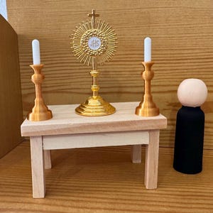 Kit de adoración / Set de adoración en miniatura / Kit para la misa / Custodia, velas para niños / Montessori / Santísimo Sacramento / Muñecos bíblicos de madera / Escuela Bíblica de Vacaciones