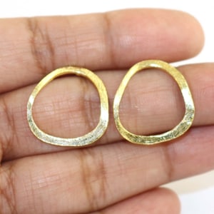 18k Gold Vermeil Stud Earrings: Dainty Prong Set