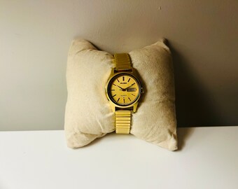 Vintage ‘Alba’ (By seiko) Ladies Gold Plated Day Date Watch (WORKING New Battery) Immaculate. Fully working. Gift for her