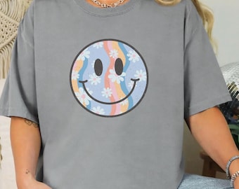 Comfort Colors Smiley Face T-Shirt: Daisy Flower Happy Face Tee