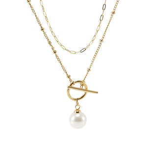 Toggle Chain Pearl Necklace