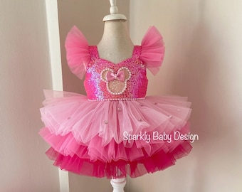 Minnie mouse costume. Baby girl minnie mouse costume. Brithday minnie mouse dress. Pink minnie mouse dress. 1st Birthday dress