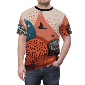 Abstract Pop-Art T-Shirt: Modern Graphic Unisex Tee