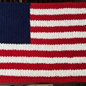 American flag chunky knit blanket