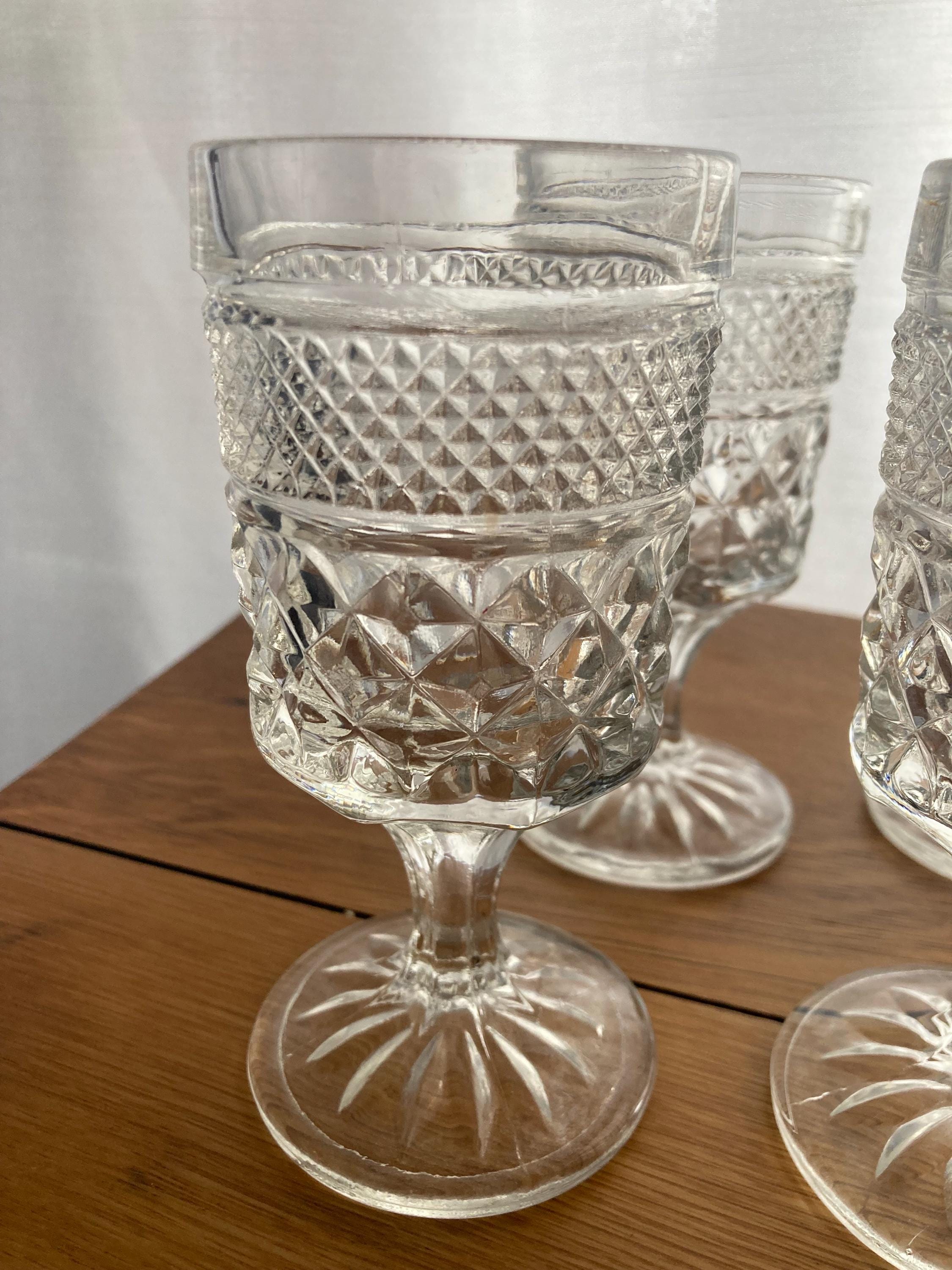 Vintage Wexford Waffle Pattern Pressed Glass Glasses Set of 4 Water