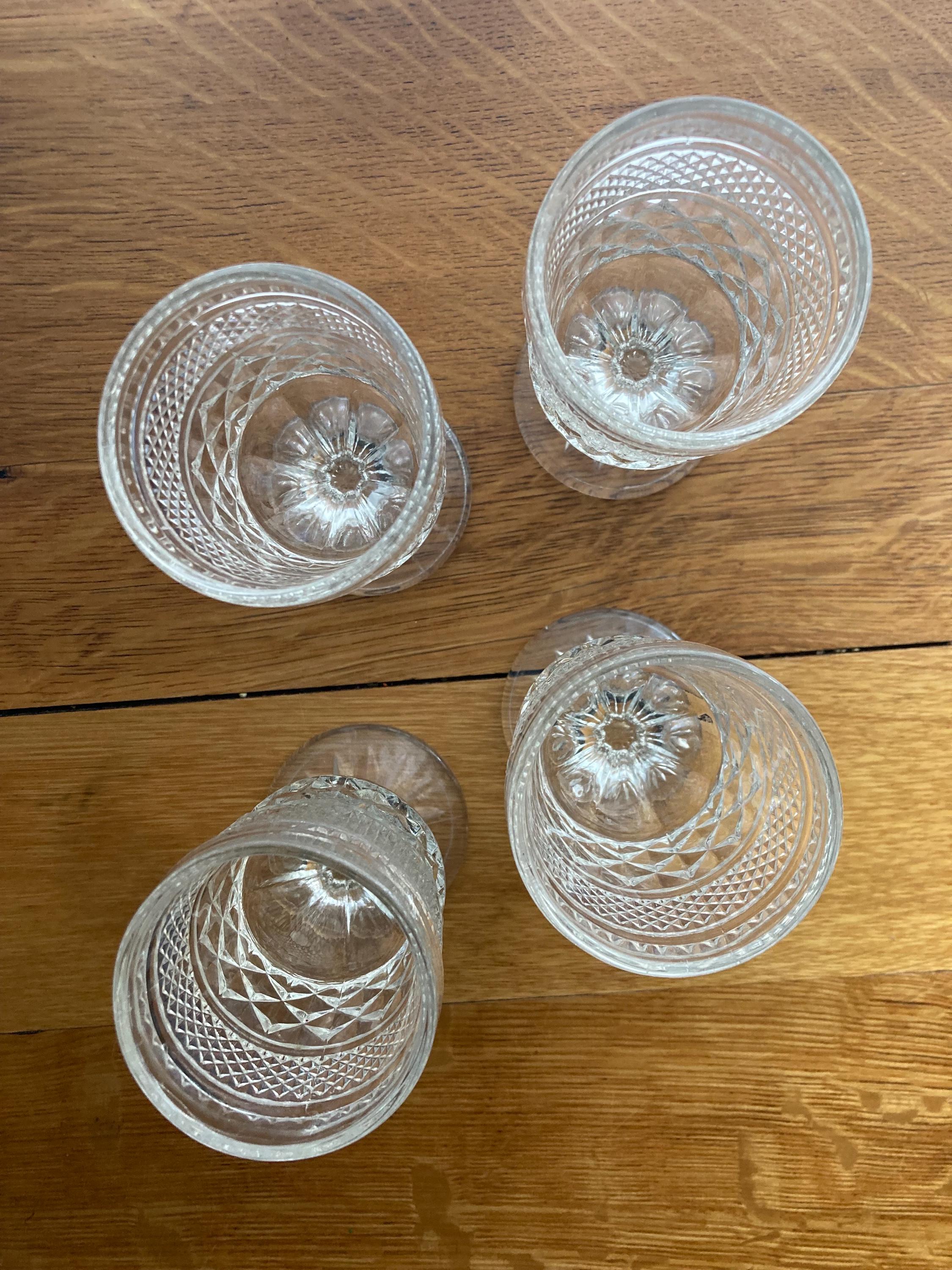 Vintage Wexford Waffle Pattern Pressed Glass Glasses Set of 4 Water