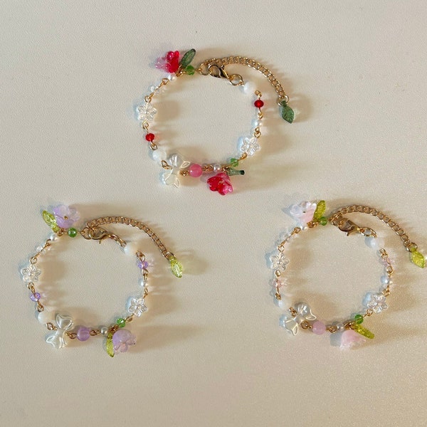 Bracelet muguet Bracelet fleurs perlées fait main parure de bijoux guirlande cadeau bracelet coquette avec breloque fleur bijoux kawaii