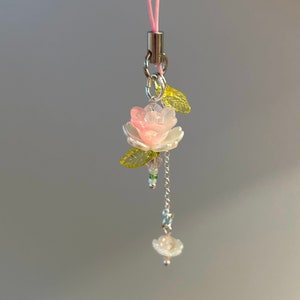 Pink Flower Phone Charm Beaded Lotus Flower Phone Strap Fairycore Handmade Keychain Dainty Bead Accessory Gift Idea Phone Charm Cute