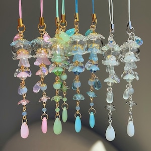 Glass Jellyfish Phone Charm Handmade Beaded Jellyfish Bag Charm Kawaii Sea Life Accessory Beaded Bag Charm