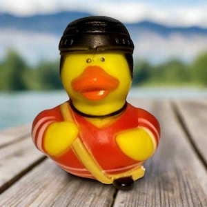 Hockey Puck Rubber Duck Cruise Ducks Kids Bath Toy Stress Relief Debugging Rubber Ducky Ducking Birthday Gifts Duck of the Month