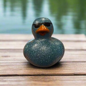 Glitter Blue Sunglasses Rubber Duck Cruise Ducks Kids Bath Toy Stress Relief Debugging Glitter Rubber Ducky Ducking Birthday Gifts