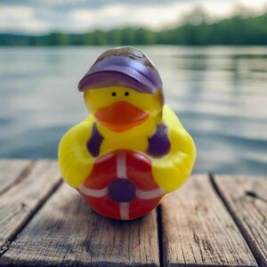 Lifesaver Lifegaurd Rubber Duck Cruise Ducks Kids Bath Toy Stress Relief Debugging Rubber Ducky Ducking Birthday Gifts Duck of the Month