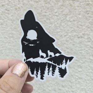 Howling Wolf Vinyl Sticker | Wolves and Moon Sticker | Nature Decal | Wolves Laptop Sticker | Nature and Outdoors Explore Decals