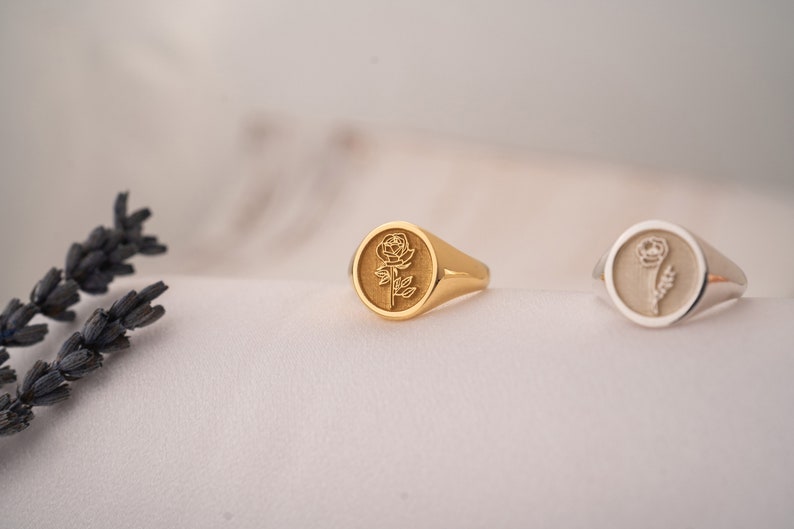 Custom Gold Signet Ring with Birth Flower and Sunflower, Personalized Pinky Ring for Women Floral Jewelry image 7