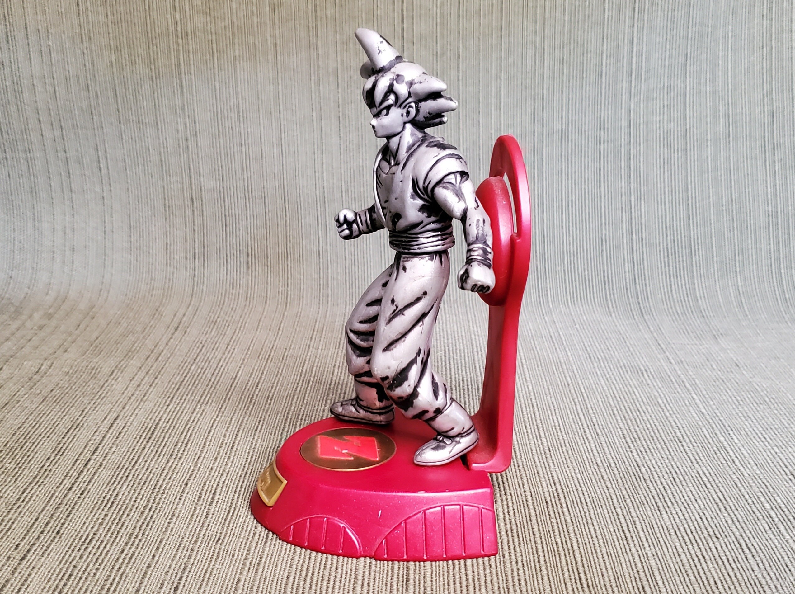 Goku Action Figure Dragonball Z Burger King Silver With Stand Vtg 2000