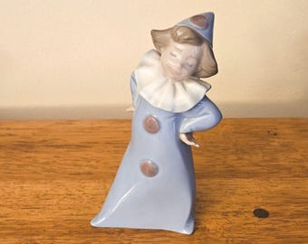 Vintage NAO LLadro Figurine - Retired Pierrot Clown Girl Hand Made In Spain!