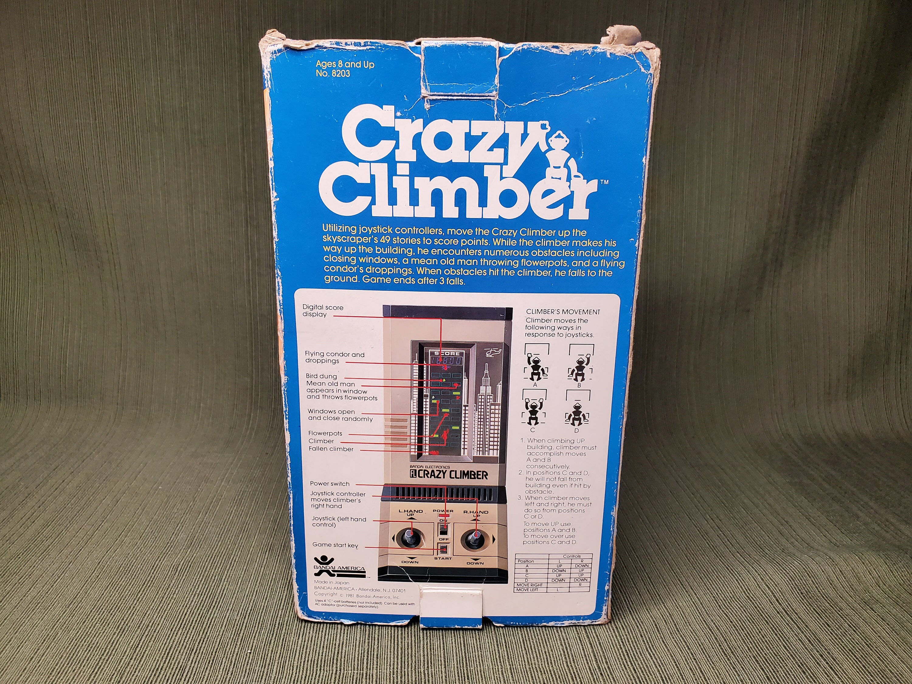 Vintage 1981 Bandai Electronics CRAZY CLIMBER Handheld Video Game