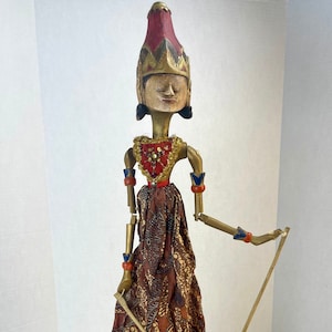 Vintage Wayang Golek Indonesian and Balinese Theatre Puppet, Hand Carved and Hand Painted Java Rod Puppet, Genuine Theater Puppet
