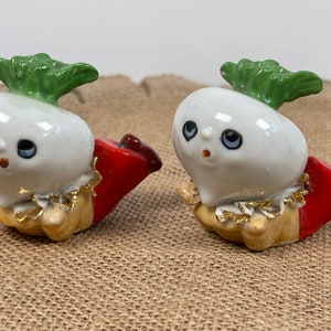 Rare Vintage Pair of Mid Century Salt Pepper Shakers Japan Anthropomorphic Onions, Salt Pepper Shaker Set, Made in Japan, FREE SHIPPING!