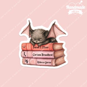 Naklejka Black Bat Reading Lover, Fantasy Bookish Merch, Prezent dla Miłośnika Książek, czytnik e-booków Kindle, Booktok, Romantasy, Magia, Acotar, Czwarte Skrzydło