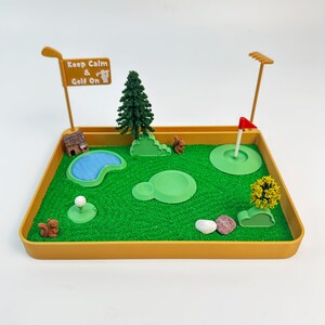 Golf Zen Garden - Unique Relaxing Desk Decor for Golf Lovers - Stress Relief Gift for Him & Boss, Fun Sand Garden for Office or Home