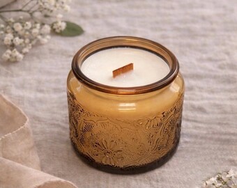 Candela al legno di salvia e sale marino colata a mano / Candela in barattolo di ambra da 4 once / Cera di soia e cocco / Candela con stoppino in legno / Profumo di spa costiera