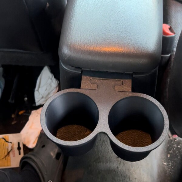 Jeep Cherokee xj cupholders removable rear seat (1997-2001)