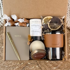 Gift box idea, Buy a gift, Thank you gift box, Corporate gifts, Thinking of you gift, Recovery gift box, Hygge gift basket, Gift for woman, Birthday gift idea, Wedding gift, Self care gift box, Care package for her, Personalized gift idea, Gift box