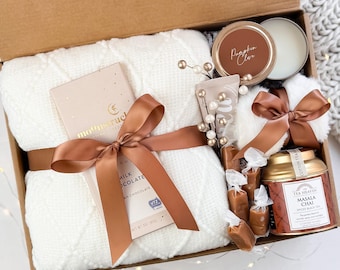 Cozy Fall Gift Box: Blanket, Mug, Candle & Treats, Thanksgiving Gift, Birthday Gifts, Get well