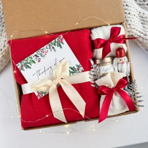 Holiday Gift Box For Her, Christmas Care Package, Cozy Christmas Gift Box, Thinking Of You Gift, Winter Gift Box, Personalized Holiday Gift