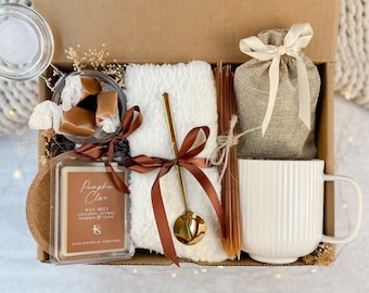 Hygge Fall Gift Box: Cozy Socks, Mug & Pumpkin Wax Melt