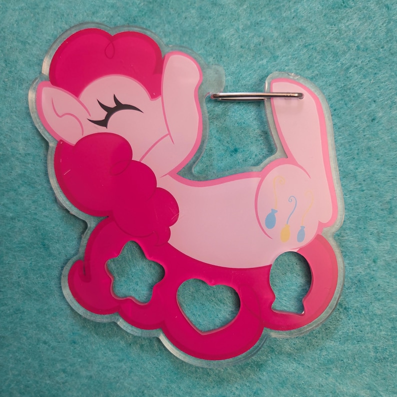 Chaveiros mosquetão de acrílico MLP – Mane Six (10 cm com ganchos) Pinkie Pie