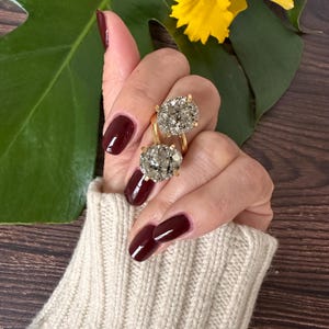 Duo Oval-Shaped Pyrite Cluster Adjustable Statement Ring, Natural Pyrite Cluster Dual Ring, Pyrite Oval-Shaped Cluster Cocktail Fashion Ring bild 6