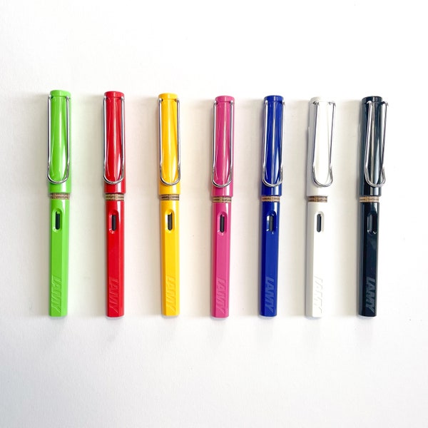 Lamy Safari - classic colors - black, white, yellow, pink, blue - in several nib sizes - EF, F, M or B - fountain pen