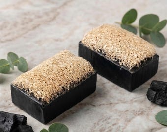Handmade Activated Charcoal Loofah Soap – Vegan, Exfoliating Bar (100 gr)