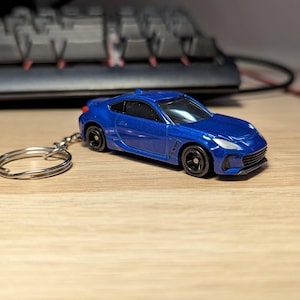 スバルBRZに適合するカスタムキーホルダー