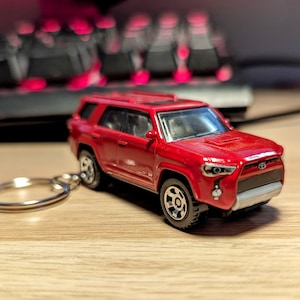 Custom Toyota 4runner keychain