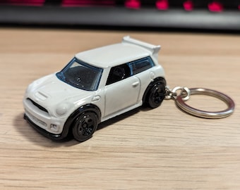 Custom Mini Cooper keychain