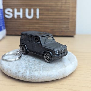 Custom Mercedes G Wagon keychain