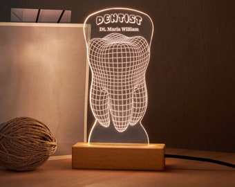 Gepersonaliseerde ledlamp als bedankje voor tandarts met tandontwerp. Aangepaste bureaulamp, perfect cadeau voor afstuderen aan student tandheelkunde.