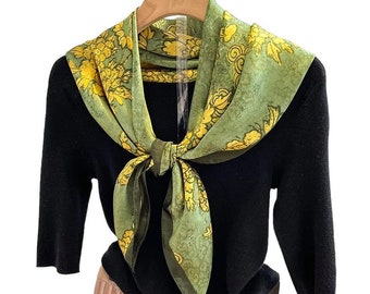 Women floral Print Scarf, Square scarf, Elegant Hijab, Bandana Female Neckerchief Foulard Shawl Wraps Echarpe Beach Stoles, Viscose scarf