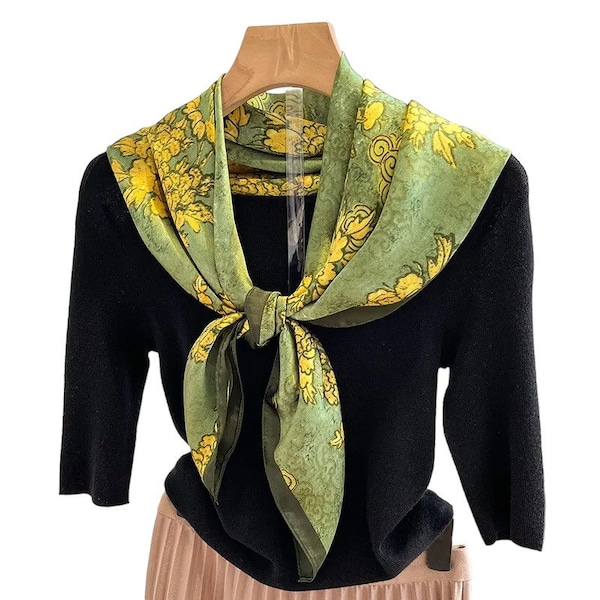 Women floral Print Scarf, Square scarf, Elegant Hijab, Bandana Female Neckerchief Foulard Shawl Wraps Echarpe Beach Stoles, Viscose scarf