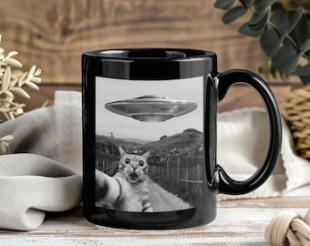 Katze Selfie Alien UFO Becher Lustiger Weltraum Kitty Außerirdischer Humor Kaffeetasse SciFi Kunst Geschenk Galaxie Liebhaber Neuheit Trinkgefäß