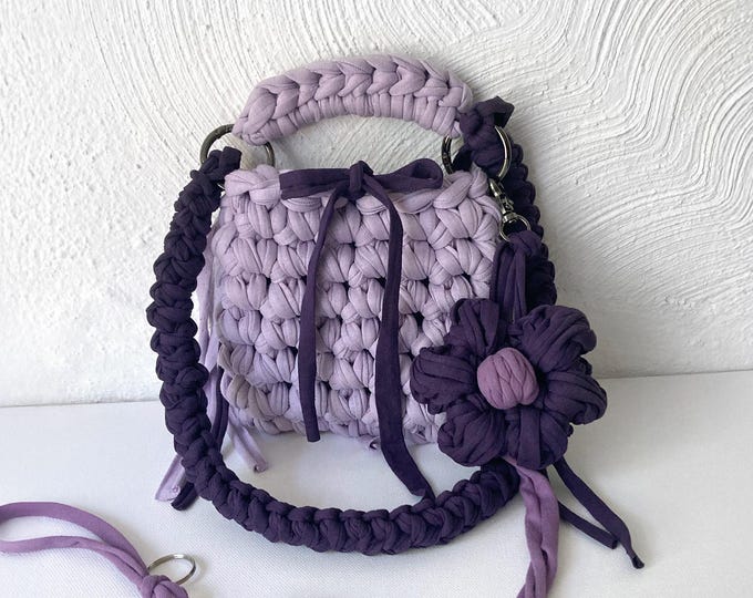 Featured listing image: Girls' crossbody and handbag "Little Queens Bag"! Sweet crochet bag in lavender and lilac for young ladies. A guaranteed favorite!