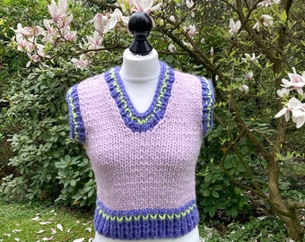 Vintage pullover in lilac-purple-neon green, genuine hand-knitted, super chunky knit. Size 36-38. Please note the measurements.