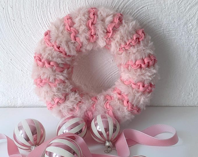 Featured listing image: Enchanting MAGIC teddy wool wreath in pink! A decorative wreath in powder pink with pink stripes, hand-knitted with fluffy teddy wool and T-shirt yarn.