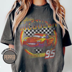 Vintage Lightning Mcqueen Shirt, Lightning McQueen Number Back, Disneyland Cars Shirt, Car Pixar Shirt, DisneyCars Land, Comfort Shirt Bild 1