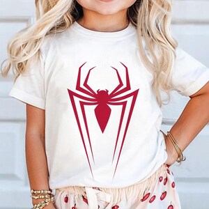 Vintage Spider-Man Comic Shirt, Retro Mcu Graphic Tee, PeterParker T-Shirt, Classic Superhero Shirt, Spiderman Gift for Him Bild 4