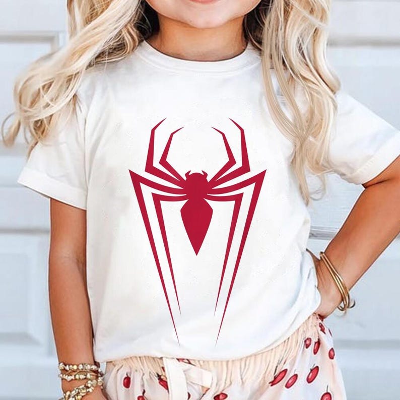 Vintage Spider-Man Comic Shirt, Retro Mcu Graphic Tee, PeterParker T-Shirt, Classic Superhero Shirt, Spiderman Gift for Him Bild 4